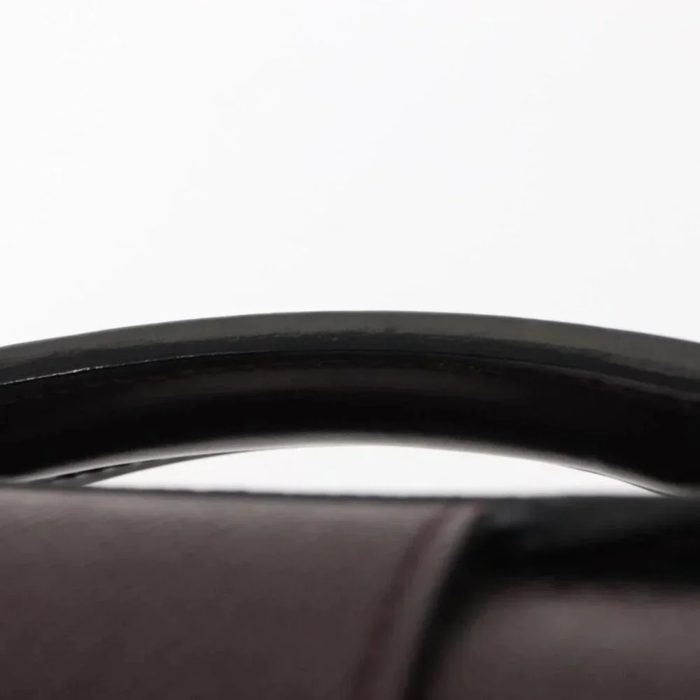 LOUIS VUITTON Taiga Leather Ural Briefcase Acajou